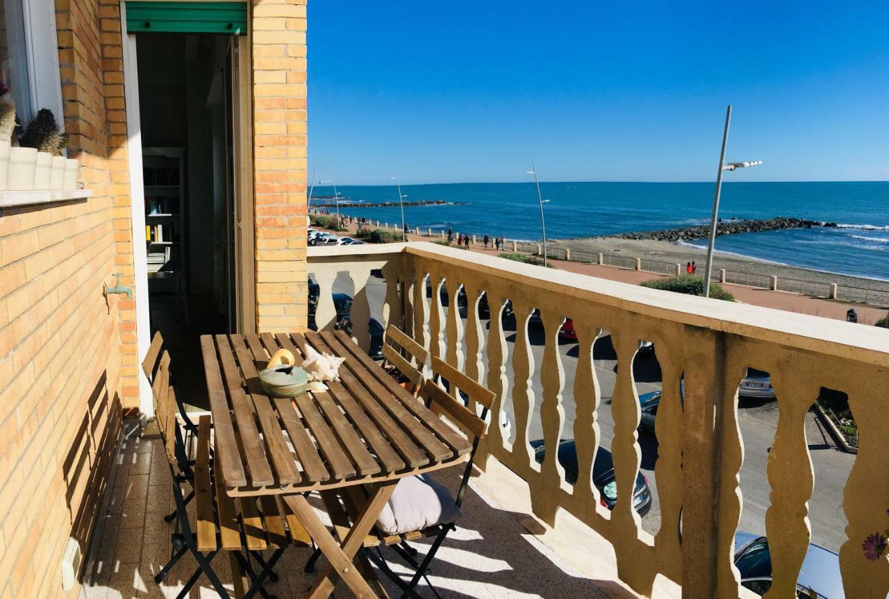 Апартаменты Casa Al Mare Лидо-ди-Остия Экстерьер фото